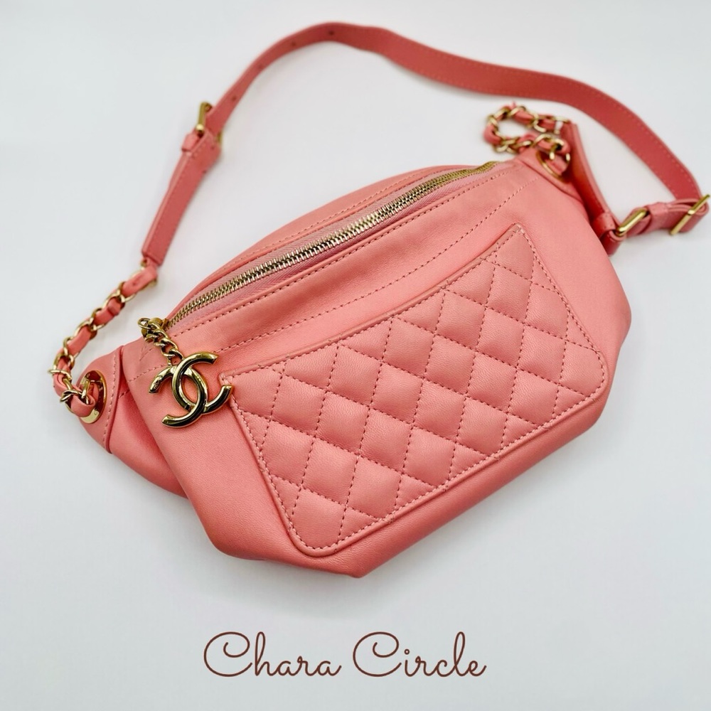 ⭐️SOLD⭐️Chanel Lambskin Quilted Waist Belt Bag Pink